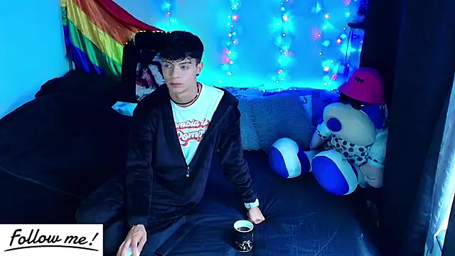 Snapshot of twink_sebas_ chatting on December 29, 2024, 12:55 pm twink sebas  online show from December 29, 2024, 12:55 pm