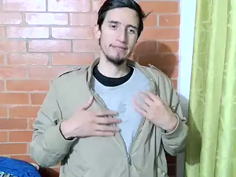 johan70sexy online show from May 31, 2026, 1:25 am
