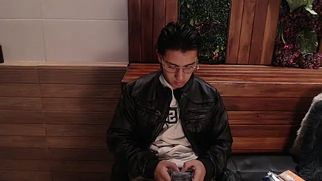 Andy Joy  online show from October 26, 2025, 11:16 am