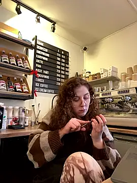 cinnabon  online show from January 17, 2026, 12:21 pm