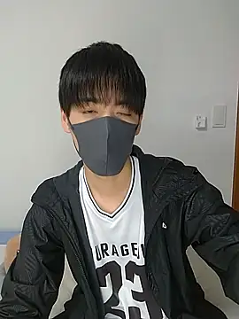 Snapshot of itsme_LEON chatting on March 10, 2025, 12:59 pm itsme LEON online show from March 10, 2025, 12:59 pm