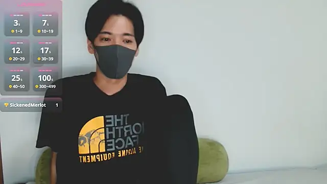 Snapshot of itsme_LEON chatting on September 28, 2025, 1:27 pm itsme LEON online show from September 28, 2025, 1:27 pm