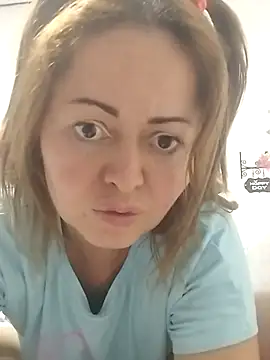 Snapshot of catalinadiaz666 chatting on March 13, 2025, 1:21 am catalinadiaz666 online show from March 13, 2025, 1:21 am