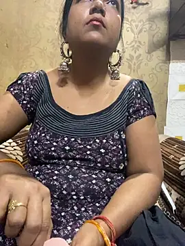 Tameesh sexy mistress online show from November 18, 2025, 3:49 pm