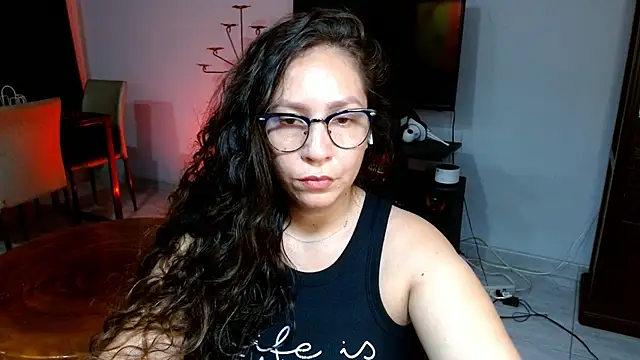 naihroby online show from September 23, 2025, 3:20 am