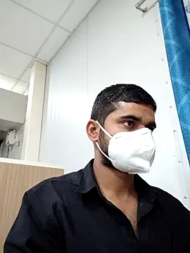 Ishan003 online show from February 13, 2025, 1:48 pm