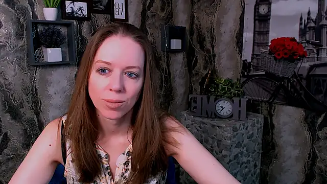 GloriaSi  online show from April 6, 2026, 4:32 am