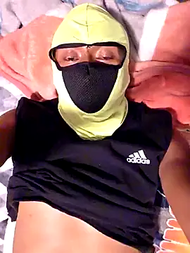 Jovende28 online show from October 30, 2025, 12:23 am