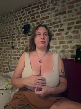 Snapshot of Yanacool007 chatting on September 10, 2025, 7:47 pm Yanacool007 online show from September 10, 2025, 7:47 pm