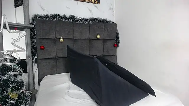 Snapshot of mikoto_urab chatting on January 5, 2025, 6:46 am mikoto urab online show from January 5, 2025, 6:46 am