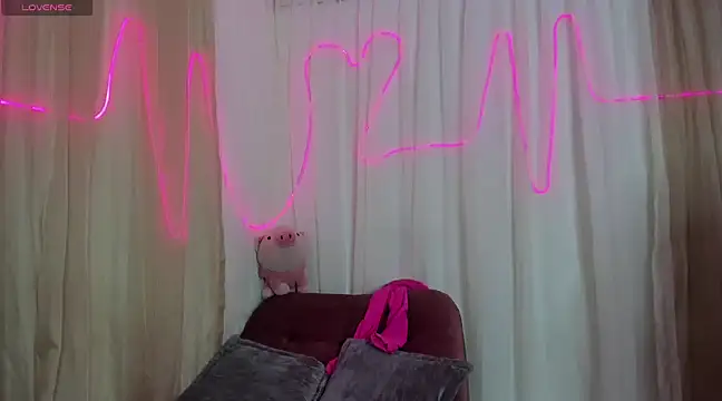 Snapshot of mikoto_urab chatting on February 27, 2025, 11:48 pm mikoto urab online show from February 27, 2025, 11:48 pm