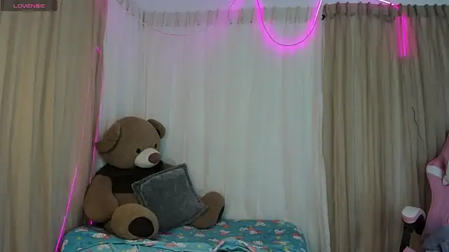 Snapshot of mikoto_urab chatting on March 16, 2025, 12:34 am mikoto urab online show from March 16, 2025, 12:34 am