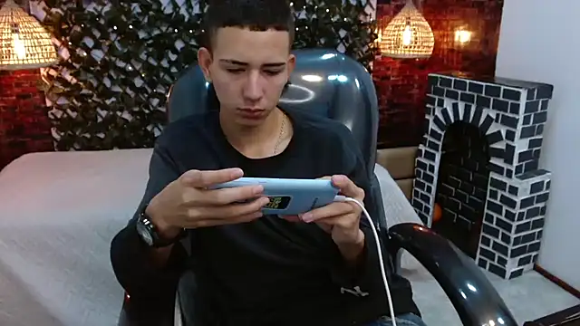 JackSwan18 online show from December 3, 2024, 12:49 pm