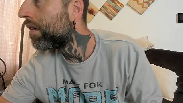 Snapshot of Antoniohot2024 chatting on April 14, 2026, 2:34 pm Antoniohot2024 online show from April 14, 2026, 2:34 pm