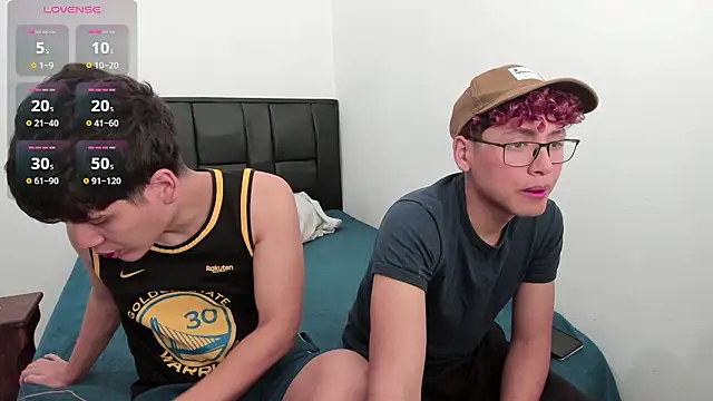 Javierdisousa online show from February 4, 2026, 7:31 pm