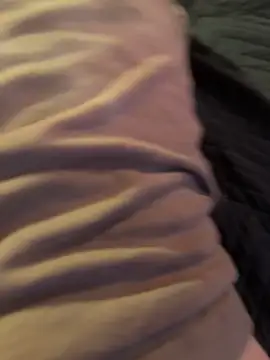 Snapshot of justotwotimes chatting on November 9, 2025, 12:58 pm justotwotimes online show from November 9, 2025, 12:58 pm