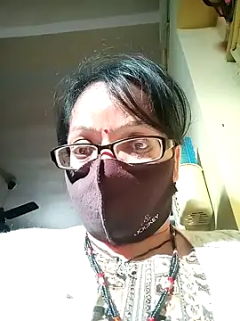 Snapshot of heenage chatting on December 15, 2024, 9:35 am heenage online show from December 15, 2024, 9:35 am