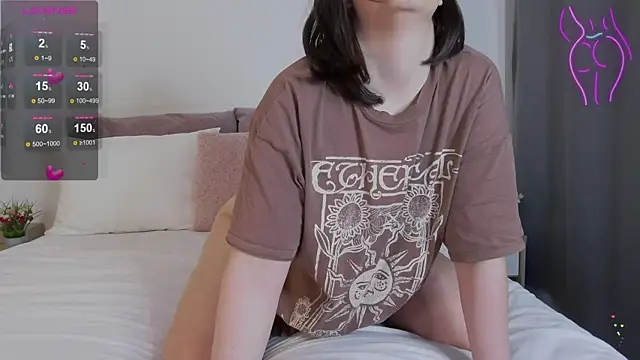 SophieeRain online show from March 17, 2025, 6:07 am