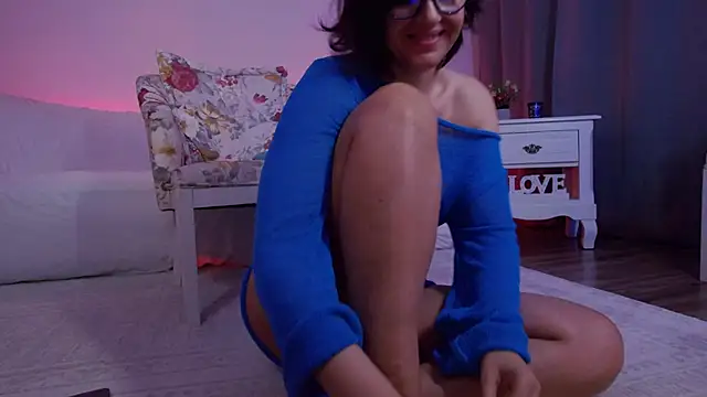 SophieeRain online show from May 16, 2026, 7:45 pm