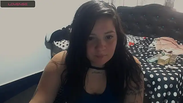 Snapshot of shopyymessyy chatting on February 20, 2025, 2:13 pm shopyymessyy online show from February 20, 2025, 2:13 pm