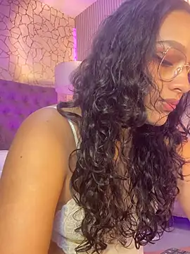 Snapshot of EMILYY_FOXY chatting on July 16, 2026, 6:58 pm EMILYY FOXY online show from July 16, 2026, 6:58 pm
