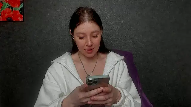 Snapshot of Sannyflover chatting on January 15, 2025, 10:17 am Sannyflover online show from January 15, 2025, 10:17 am