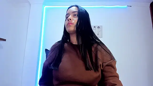 anniesweet- online show from April 7, 2026, 1:44 pm