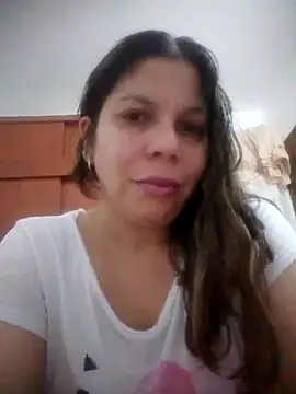 Carliina Soussa online show from October 6, 2025, 2:31 am