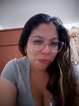 Snapshot of Carliina_Soussa chatting on February 26, 2026, 11:59 pm Carliina Soussa online show from February 26, 2026, 11:59 pm