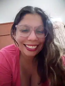 Snapshot of Carliina_Soussa chatting on April 21, 2026, 12:01 am Carliina Soussa online show from April 21, 2026, 12:01 am