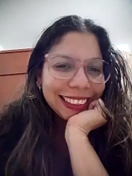 Snapshot of Carliina_Soussa chatting on April 27, 2026, 10:41 pm Carliina Soussa online show from April 27, 2026, 10:41 pm