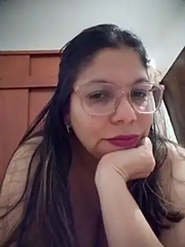 Snapshot of Carliina_Soussa chatting on June 24, 2026, 11:37 pm Carliina Soussa online show from June 24, 2026, 11:37 pm