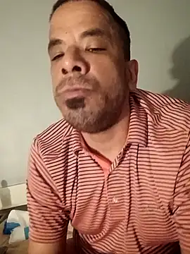 Tjskigh online show from May 28, 2026, 1:25 am