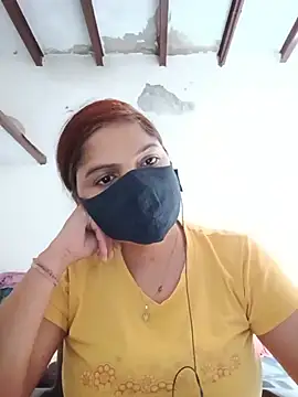 Snapshot of illay_love chatting on July 9, 2026, 9:57 am illay love online show from July 9, 2026, 9:57 am