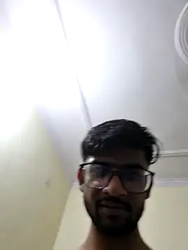 Snapshot of Ansh_1608 chatting on October 5, 2025, 7:39 am Ansh 1608 online show from October 5, 2025, 7:39 am