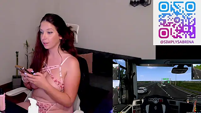 Snapshot of AustrianGirl99 chatting on May 16, 2026, 8:18 pm AustrianGirl99 online show from May 16, 2026, 8:18 pm