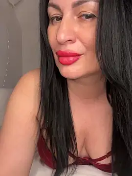 Helena7077 online show from April 9, 2026, 10:15 pm