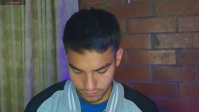 Leandro valenzuela online show from February 7, 2025, 2:19 am