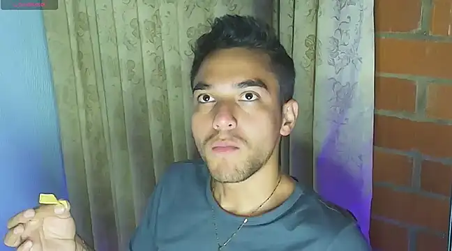 Leandro valenzuela online show from February 19, 2025, 12:46 am