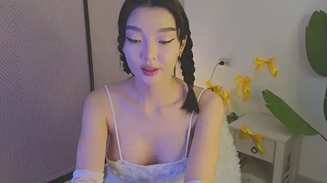 Snapshot of AudreyMell chatting on December 24, 2024, 3:26 pm AudreyMell online show from December 24, 2024, 3:26 pm