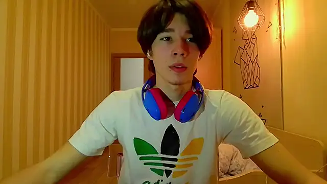 gayGamogey online show from March 2, 2025, 7:23 pm