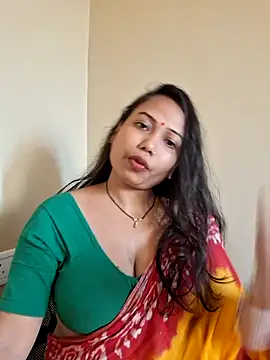 DREAM GIRL-30 online show from May 22, 2026, 5:25 am