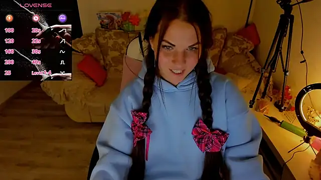 masha19981 online show from March 12, 2026, 4:13 pm