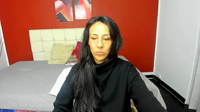 Snapshot of Abrillee1 chatting on February 28, 2025, 5:04 am Abrillee1 online show from February 28, 2025, 5:04 am