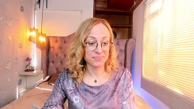 Snapshot of SammySanders chatting on January 15, 2025, 8:48 pm SammySanders online show from January 15, 2025, 8:48 pm