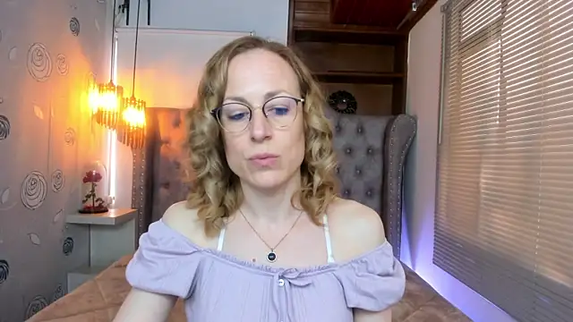 Snapshot of SammySanders chatting on January 31, 2025, 3:22 pm SammySanders online show from January 31, 2025, 3:22 pm