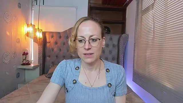 Snapshot of SammySanders chatting on February 22, 2025, 3:14 pm SammySanders online show from February 22, 2025, 3:14 pm