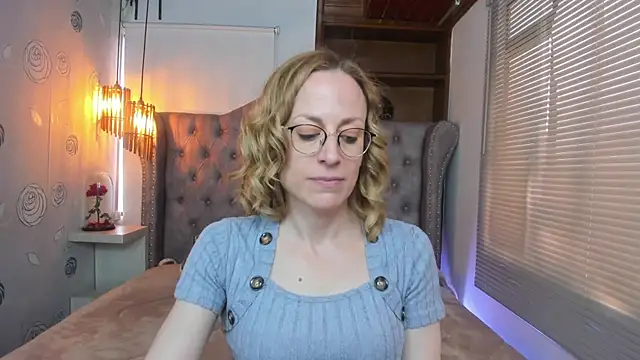 Snapshot of SammySanders chatting on February 25, 2025, 11:00 pm SammySanders online show from February 25, 2025, 11:00 pm