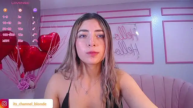 Snapshot of channel_blonde_a chatting on February 7, 2025, 1:58 am channel blonde a online show from February 7, 2025, 1:58 am