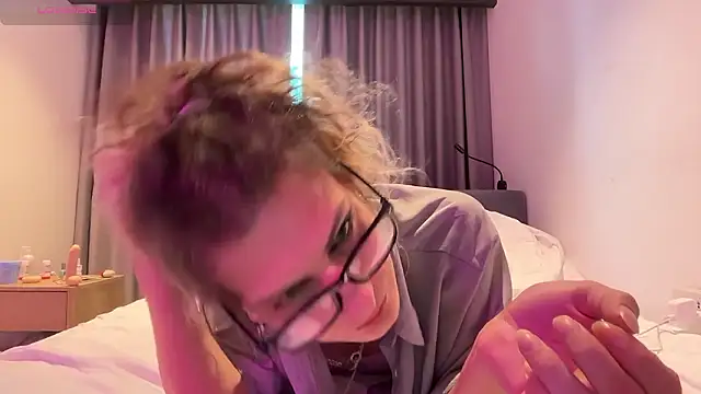 Alice Pinkhead online show from March 10, 2026, 7:13 am